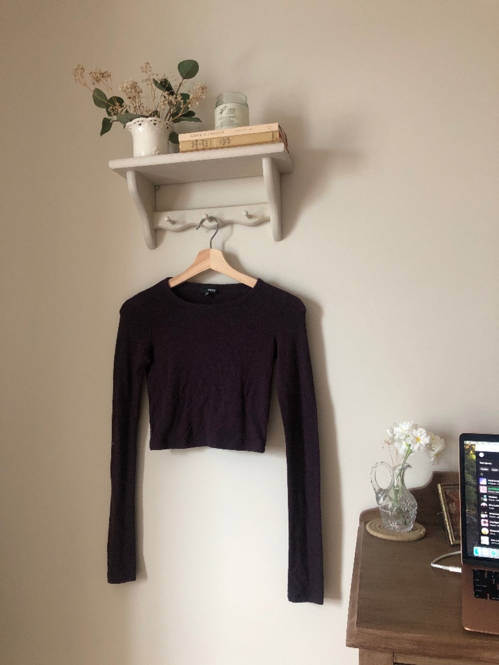 Wilfred Free - older verison - size XXS, purple sweater 🪻
